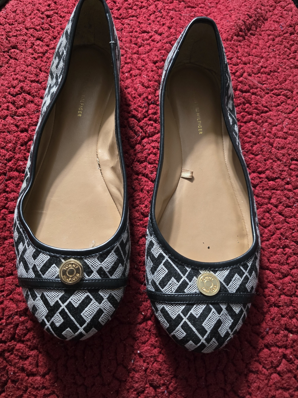 Tommy Hilfiger Black & White Geometric Ballet Flats with Gold Accent